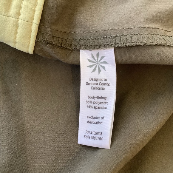 Athleta Knee Length Skirt Model: 683764 Women’s Green Size 6 Active Modest Skort - Picture 5 of 10